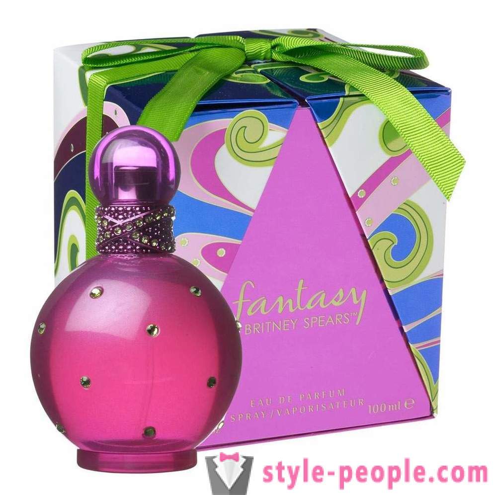 Perfume de Britney Spears - ceea ce doresc toate femeile!
