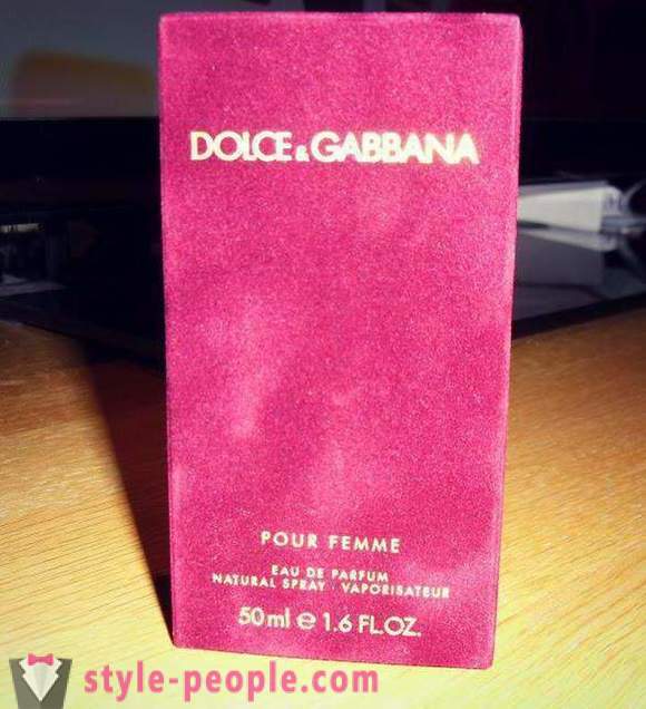 Apa de parfum Dolce & Gabbana Pour Femme: Descriere aroma și compoziția