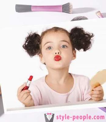 Copii și machiaj: părinții cu privire la posibilitatea de a interzice copilul să folosească produse cosmetice