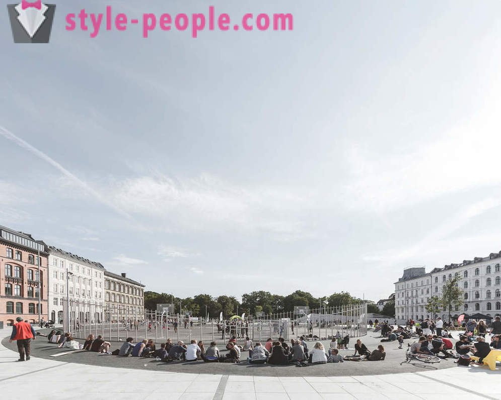 Cum Israel Square din Copenhaga