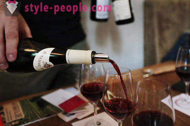10 fapte despre Beaujolais pe care le va face un cunoscator de vinuri cu un gust impecabil