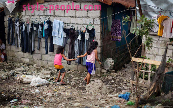 Viața în cartierele sărace din Manila