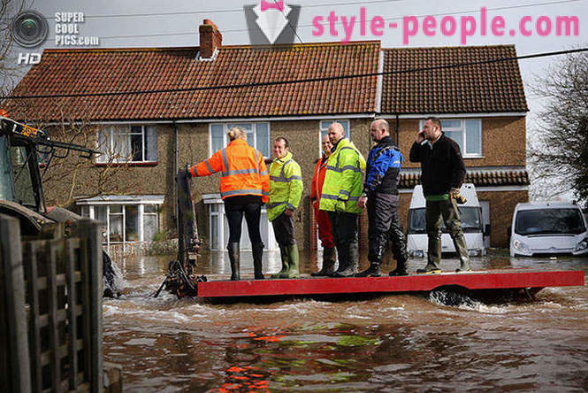 Inundații în sud-vestul Angliei