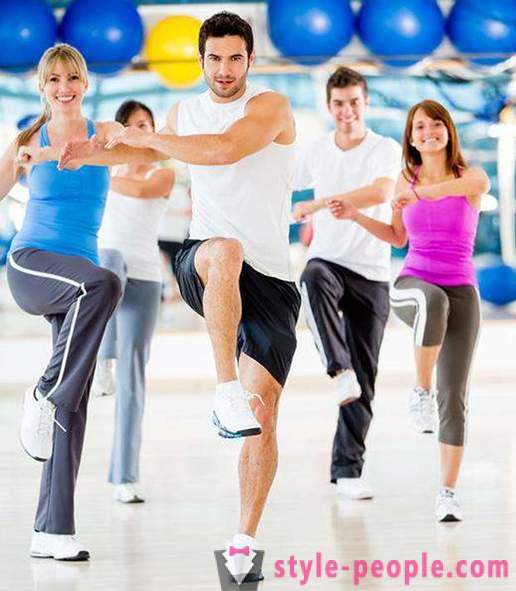 Ce este de fitness: caracteristici cheie, obiective și programe de orientare, formare
