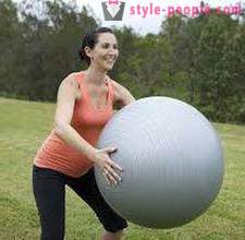 Exercitarea pe fitball slăbire. Cele mai bune exerciții (fitball) pentru începători